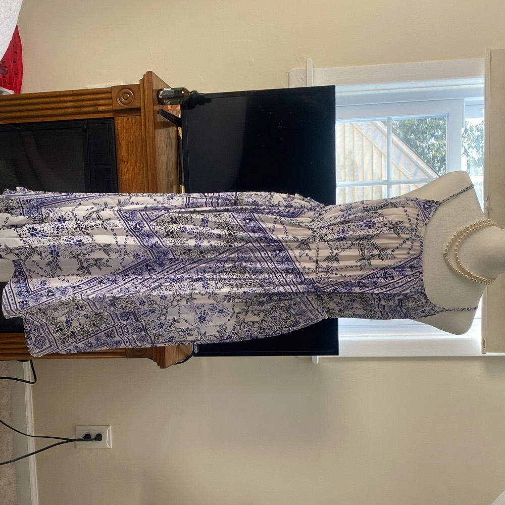 H&M Strapless Dress in Purple and White